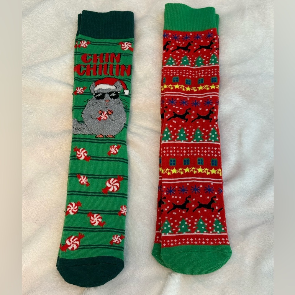 NWOT Basic Resources HoHoHo Collection Men's Xmas Holiday 2-Pack Long Crew Socks